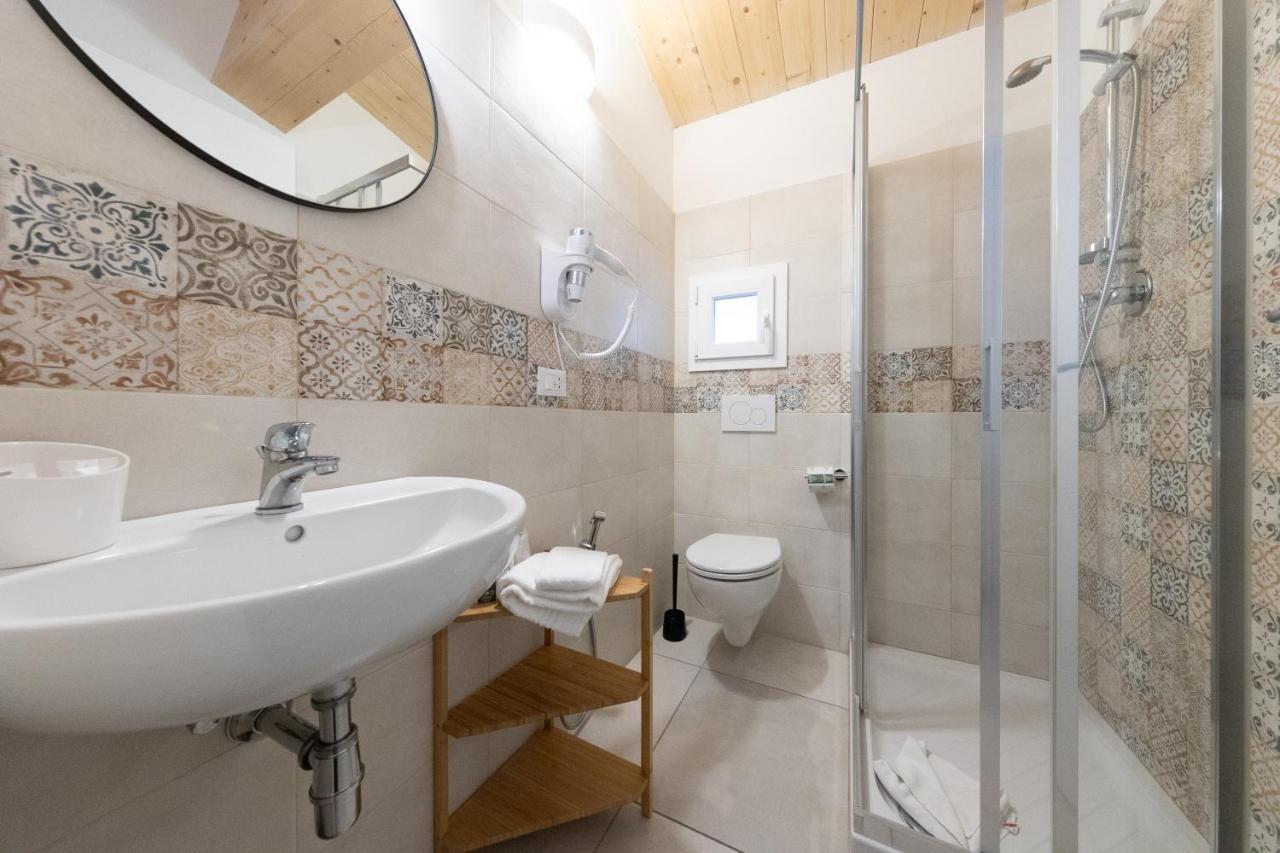 Via Siena 4 - Suites & Rooms Marina di Cecina Eksteriør bilde