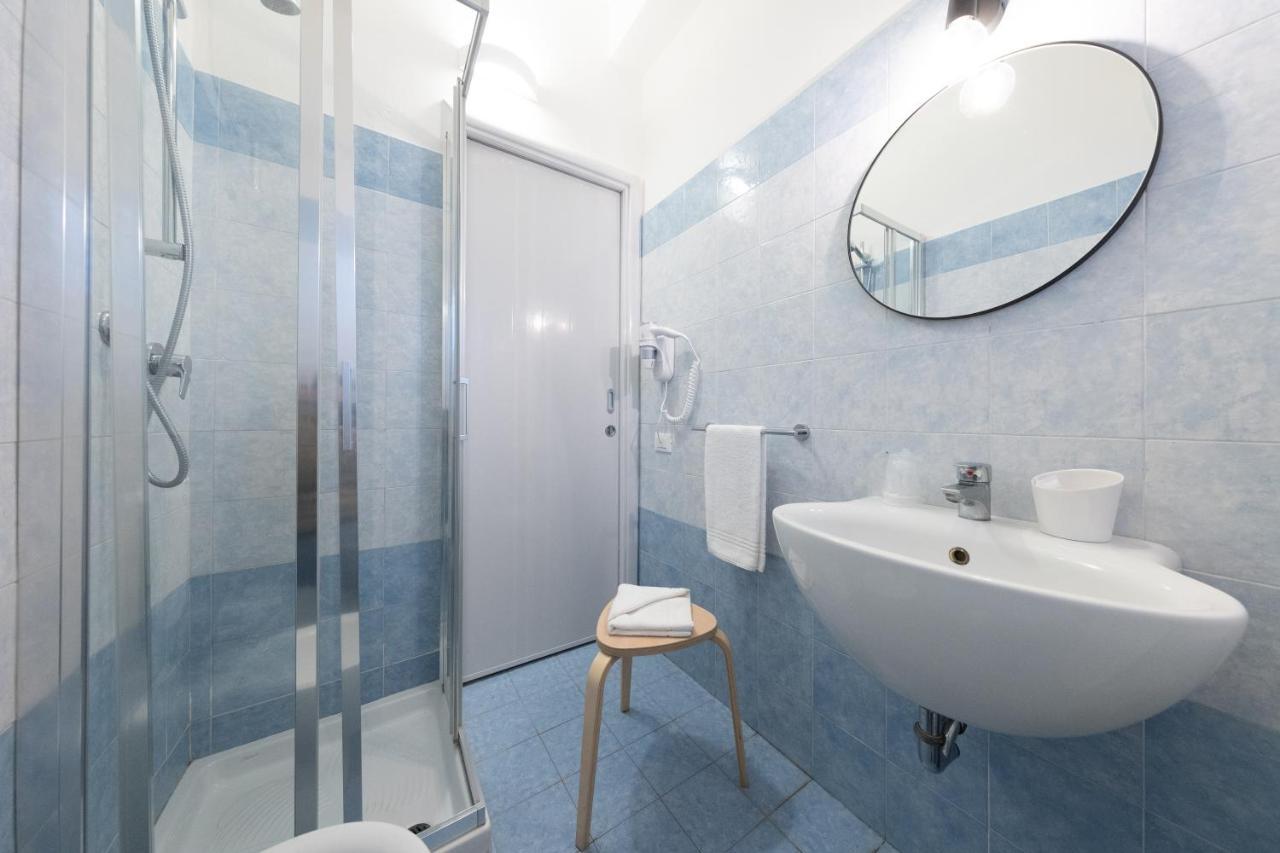 Via Siena 4 - Suites & Rooms Marina di Cecina Eksteriør bilde